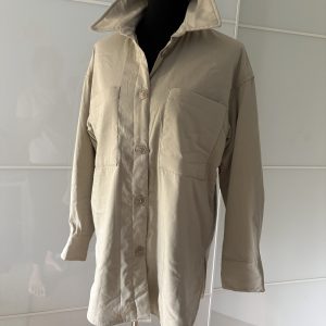 H&M Hemdjacke Oversize