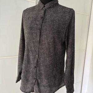 REVIEW Bluse Schwarz-Weiss Gepunktet