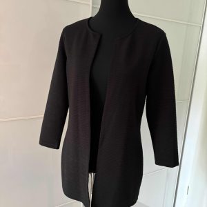 Only Cardigan Schwarz Geripptes Strickmuster