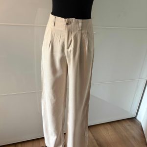 Stradivarius Hose Beige Gerades Bein