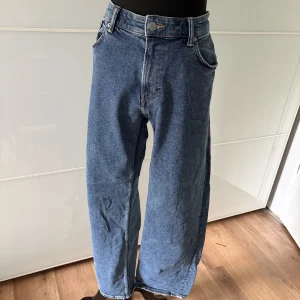 H&M mittelblaue Jeans Regular