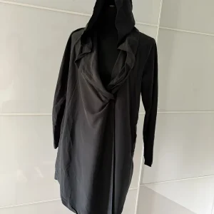Divided by H&M Schwarze Kapuzenjacke Avantgarde
