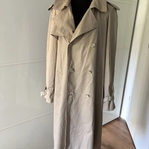 Trenchcoat Beige Doppelreihig