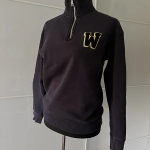 H&M Peanuts Troyer Sweatshirt mit Stehkragen und Reißverschluss